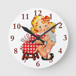 Kleines Mädchen Retro Vintage Puppenkind Runde Wanduhr