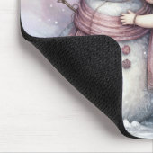 Kleines Mädchen umarmt einen Schneemann Mousepad (Ecke)
