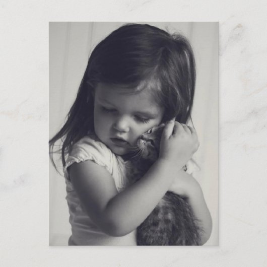 Kleines Mädchen und Kätzchen Postkarte (Vorderseite)