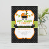 Kleines Monster Halloween Kinderdusche Einladung (Stehend Vorderseite)