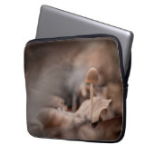 Kleines Mushroom Nature Foto Laptopschutzhülle (Vorderseite Links)