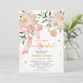 Kleines Muss pfirsiches Mädchen 1. Geburtstag Einladung (Stehend Vorderseite)