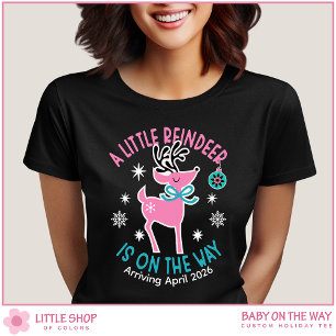 Kleines Renntier auf dem Weg Schwangerschaftsankün T-Shirt