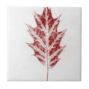 Kleines, rotes Herbstblatt Fliese