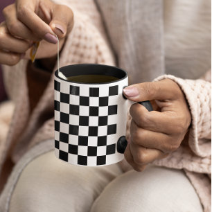 Kleines Schwarz-Weiß-Karuomuster Tasse