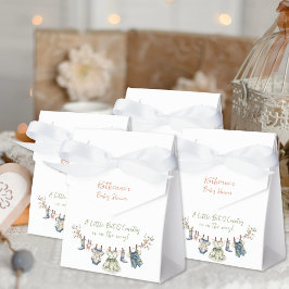 Kleines Stück Country Clothesline Babydusche Geschenkschachtel