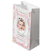 Kleines vermisstes wunderschönes 1. Geburtstag pin Kleine Geschenktüte (Rückseite Schrägansicht)