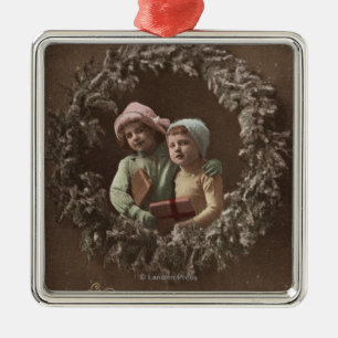 Kleinkinder in Armclasp Silbernes Ornament