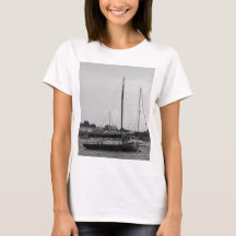 Kleinklassische Yacht