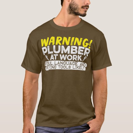 Klempner am Arbeitsplatz T-Shirt (Vorderseite)