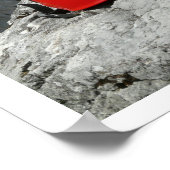 Kletterhelme am Felsen Poster (Ecke)