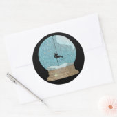 Kletterseil, das Schneekugel abschirmt, einzigarti Runder Aufkleber (Umschlag)