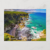 Klippen und türkisfarbenes Meer Nordirland Postkarte (Vorderseite)