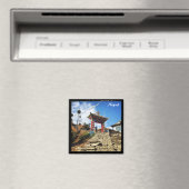 Kloster, Dorf in Karikola - Nepal Magnet (In Situ (Geschirrspüler))