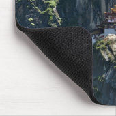 Kloster Taktsang auf der Klippe, Paro, Bhutan Mousepad (Ecke)