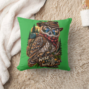 Kluge und wilde Eule Wanderer Outdoor-Kissen Kissen