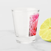 Knallrosa Schnapsglas (Links)