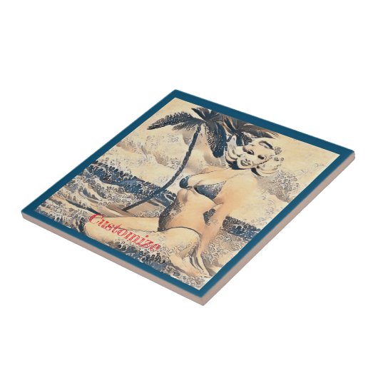 Kneeling Blonde Bikini Modell Thunder_Cove Fliese (Seite)