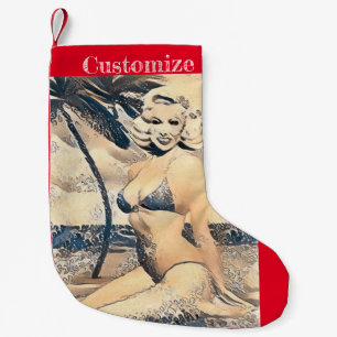 Kneeling Blonde Bikini Modell Thunder_Cove Kleiner Weihnachtsstrumpf