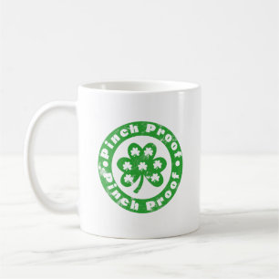Kneif mich nicht am St. Patrick's Day Kaffeetasse
