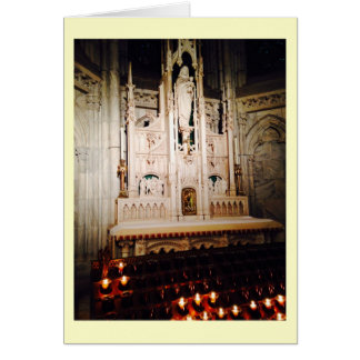 Knien am Altar
