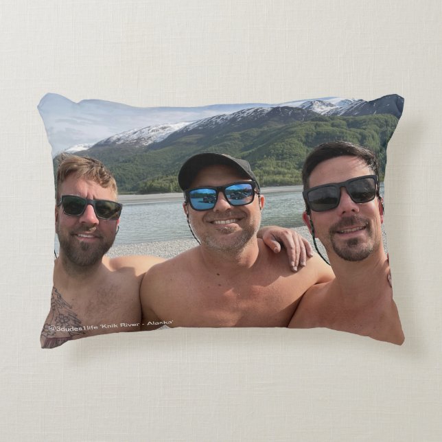 Knik River Selfie Accent Pillow @3Typs1life Dekokissen (Vorderseite)