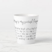 KNITTEN IST MEINE ZWEITE SPRACHE Latte Tasse (Vorderseite)