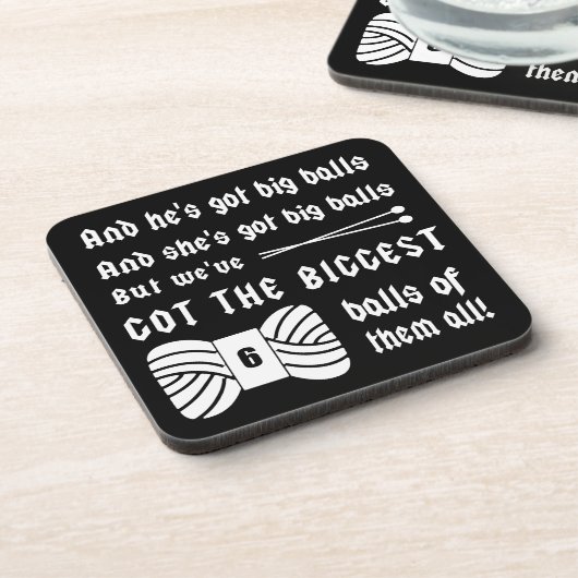 Knittern ・ Große Bälle aus Garnkunst Dunkel Getränkeuntersetzer (Linke Seite)