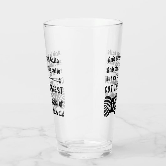 Knittern ・ Große Säcke aus Garn ・ Handwerk Glas (Rechts)