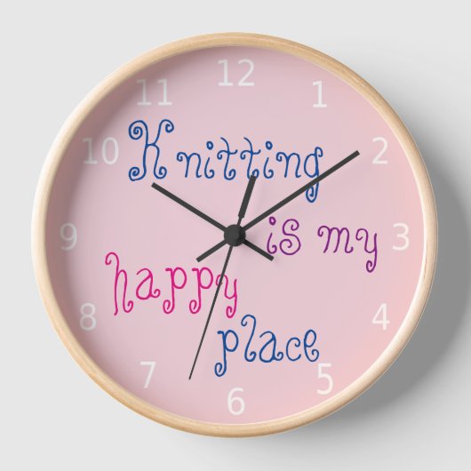 Knittern ist mein glücklicher Ort mit Zahlen Uhr (Vorderseite)