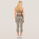 Knoblauchschnitt-Muster Capri Leggings (Rückseite)