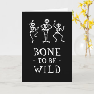 Knochen zu wilder Skelettkarte zu Halloween Karte