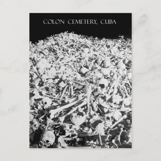 Knochenhaufen im Friedhof von Colon, Kuba Postkarte (Vorderseite)
