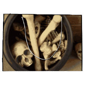 Knochenstall. Große Geschenktüte (Rückseite)