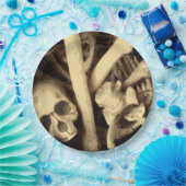 Knochenstall. Pappteller (Party)