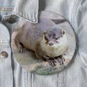 Knopf mit kleckgelbem Otter Button (Beispiel)