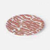Knuspriges Bacon-Muster Pappteller (Schrägansicht)