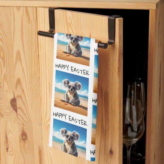 Koala am Sandstrand Happy Oaster Geschirrtuch (Drittel gefaltet)