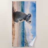Koala am Sandstrand Strandtuch (Vorderseite)