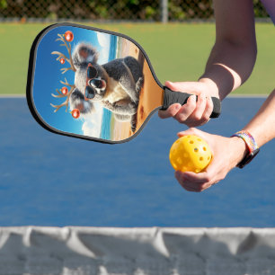Koala am Strand mit Geweih und Schmuck Pickleball Schläger
