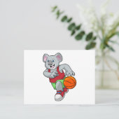 Koala bei Basketball Sports Postkarte (Stehend Vorderseite)