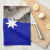 Koala mit australischem Flaggenhintergrund Geschirrtuch (Viertel Falte)