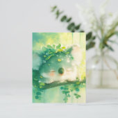 Koala mit Blätterkrone im sonnendurchfluteten Wald Postkarte (Stehend Vorderseite)