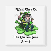 Kobold auf einem Kleeblatt Magnet (Vorne)