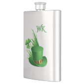 Kobold-Klee-Hut im Gras-Monogramm Flachmann (Links)