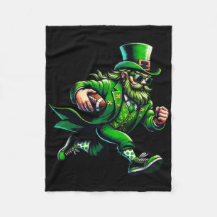 Kobold spielt Fußball St. Patrick's Day Sport Ich Fleecedecke