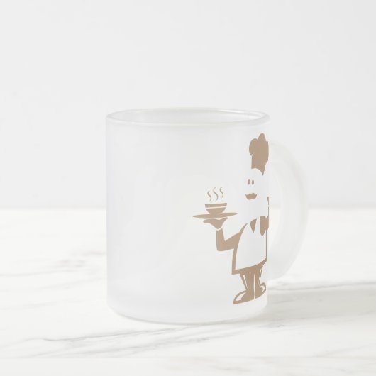 Koch mit einer Schüssel Suppe Mattglastasse (VorderseiteRechts)