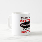 Koch mit Haltung Kaffeetasse (Vorderseite Links)