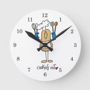 Kochende Nuss T-Shirts und Geschenke Runde Wanduhr
