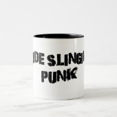 Kodieren Sie das Umschlingen des Punks Zweifarbige Tasse (Mittel)